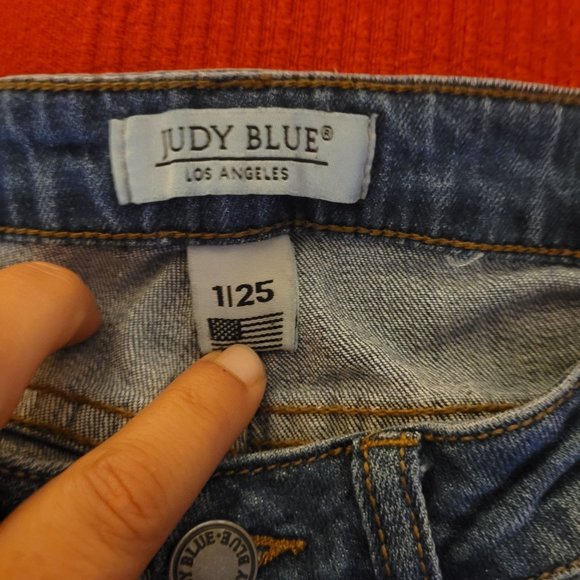 Judy Blue Cropped Denim Jeans Raw Hem Women's Size 25 Straight Leg Mid Rise - Picture 4 of 10